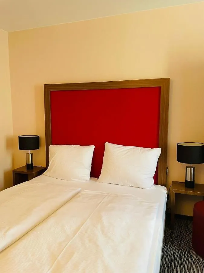Aparthotel Point Hotel Apartments And Rooms Dresden